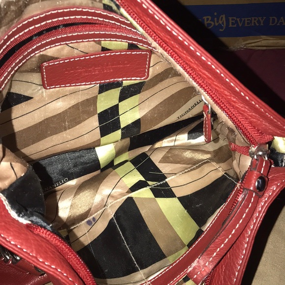 🌹Handbag 🌹 - Picture 3 of 3